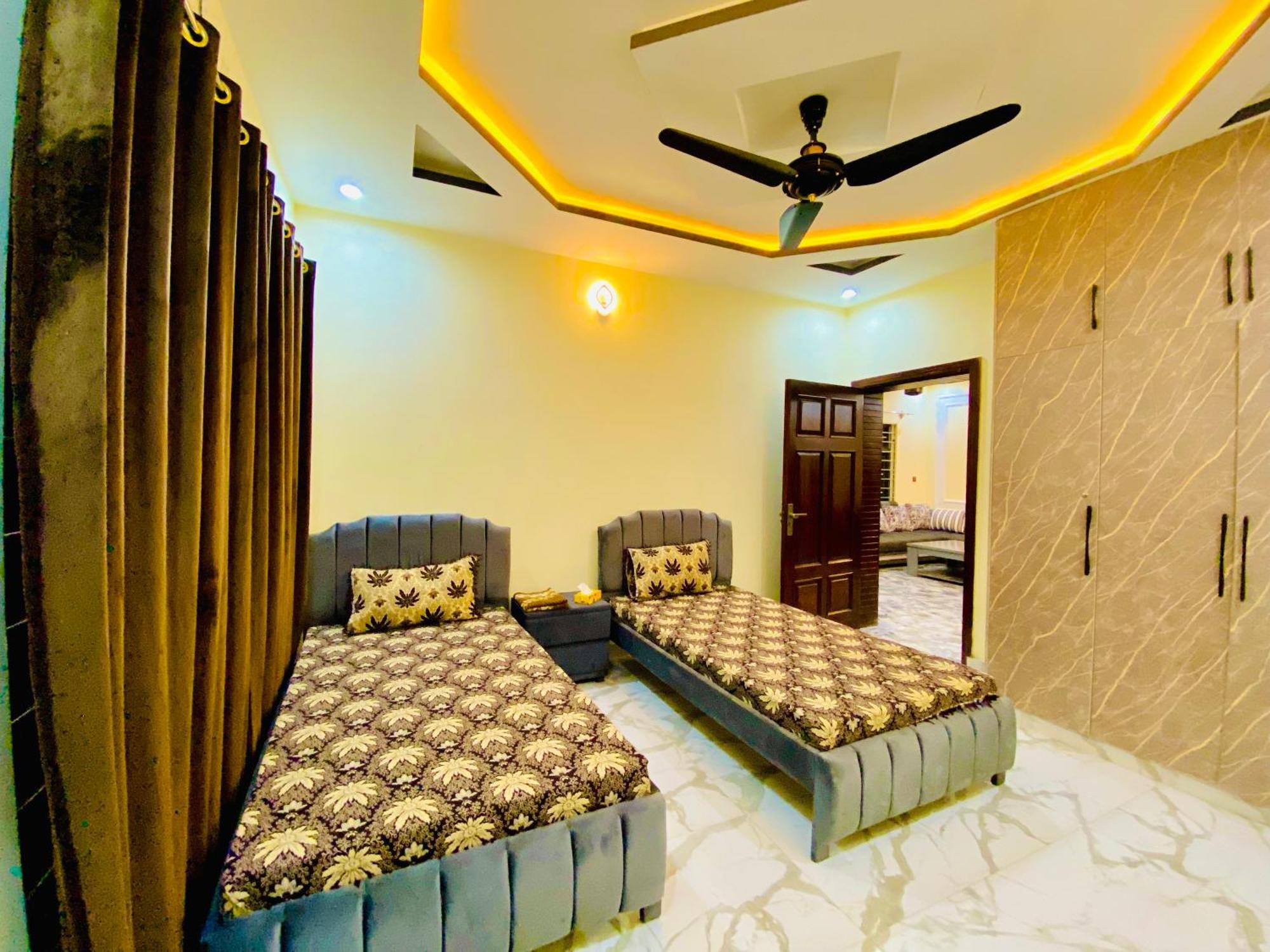 Moonlight Guest House Rawalpindi Exterior photo